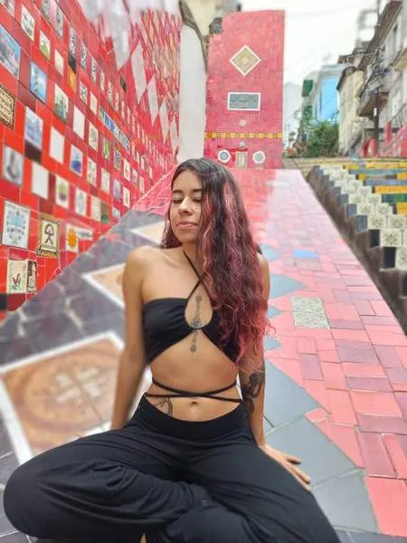 Live sex webcam photo for KristalReyes #2975925