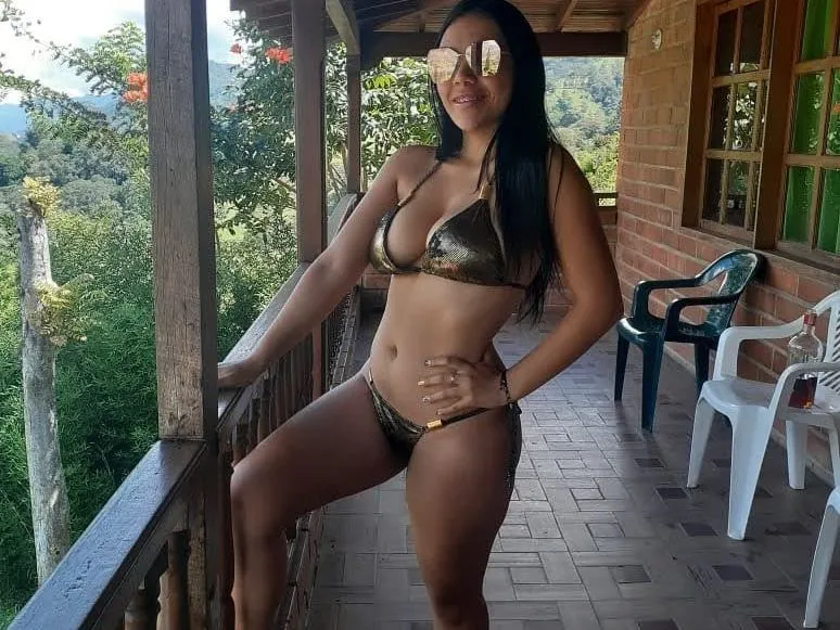 Live sex webcam photo for margareth18thompson #2972072