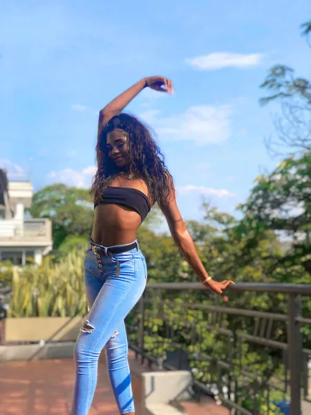 Live sex webcam photo for TinaGrimes #3611279