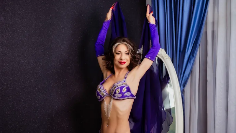 Live sex webcam photo for SaraHard #3013089