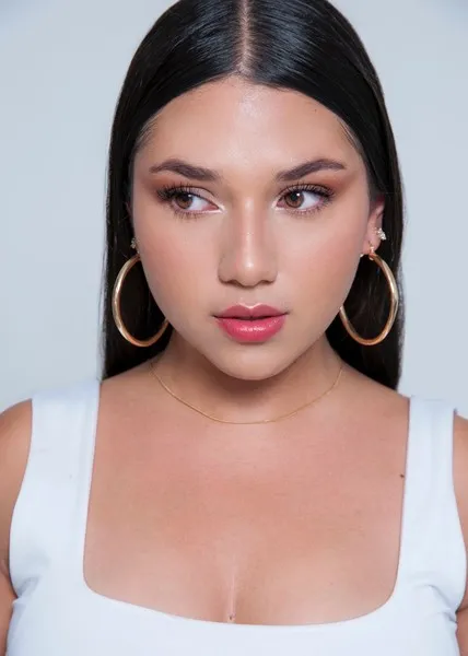 Live sex webcam photo for MikaelaStone #3264151