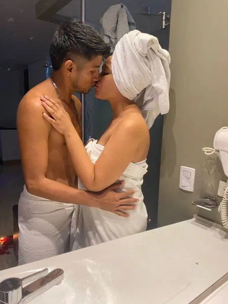 Live sex webcam photo for SamantaxAndres #3117172