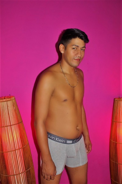 Live sex webcam photo for SamantaxAndres #3414834