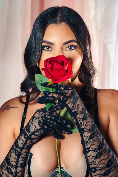 Live sex webcam photo for MaddyCroft #7141885