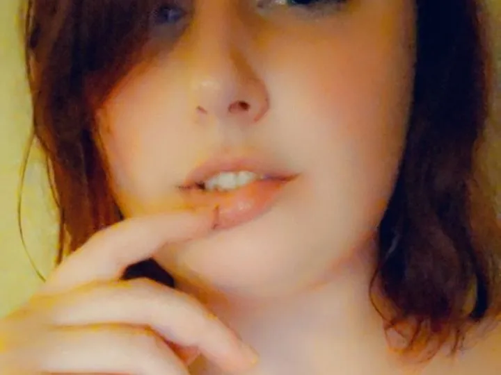 Live sex webcam photo for Christyanne #3352182