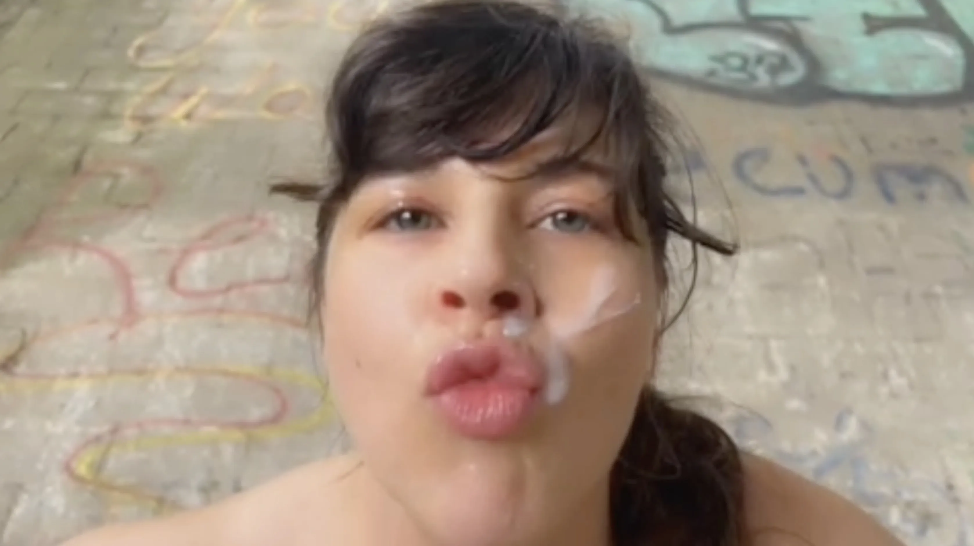 Live sex webcam photo for AppleAssAbby #7804500