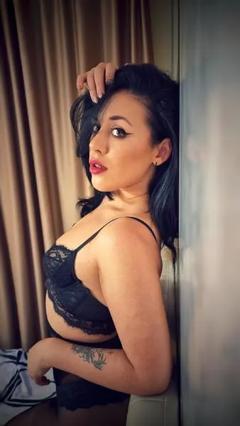 Live sex webcam photo for LyraPhoenix #3001689
