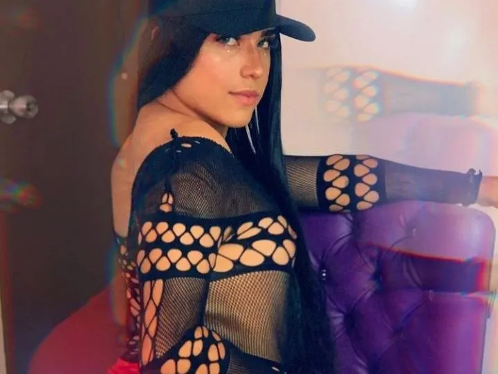 Live sex webcam photo for MISHELLBIGASSXXX #3175870