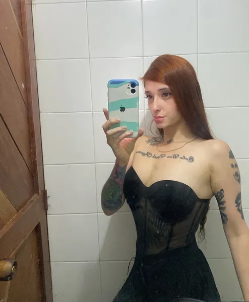 Live sex webcam photo for VioletDupont #3628025