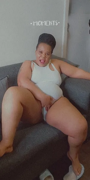 Live sex webcam photo for Nikkyybe #3039055