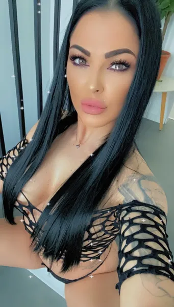 Live sex webcam photo for Krystal18XXX #3297811