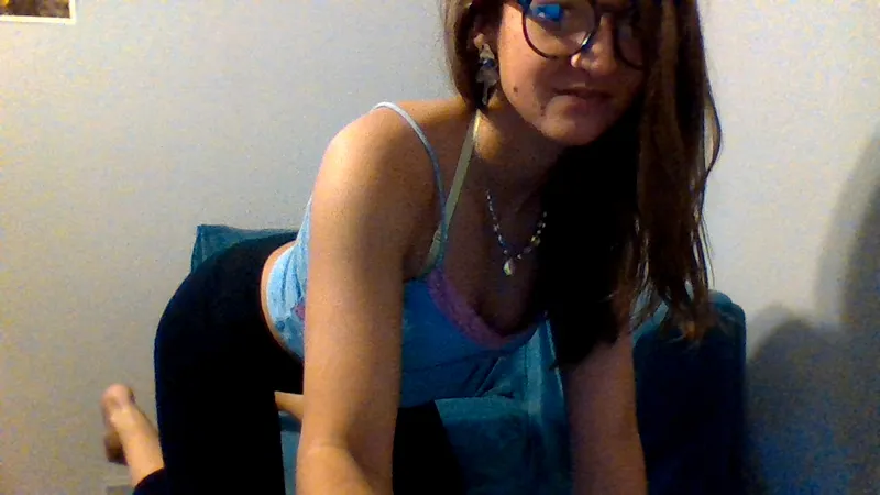 Live sex webcam photo for Kelsbunny21 #3094559