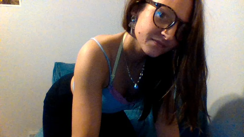 Live sex webcam photo for Kelsbunny21 #3094560