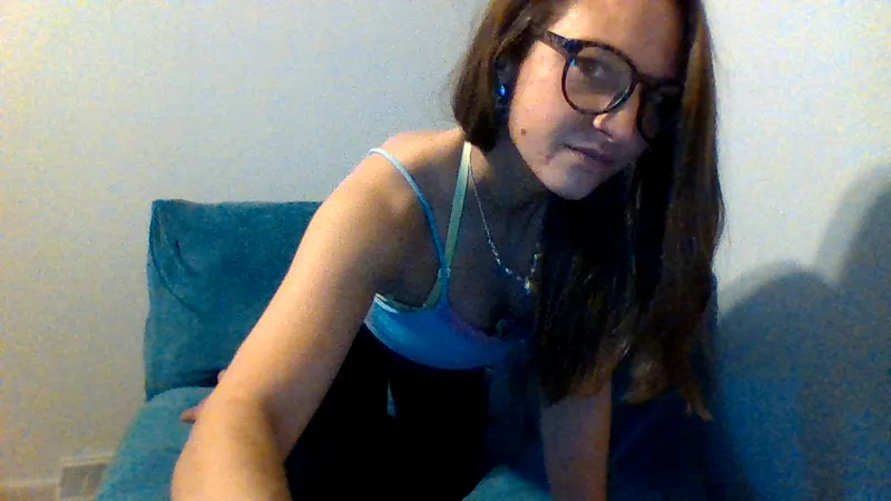 Live sex webcam photo for Kelsbunny21 #3094578