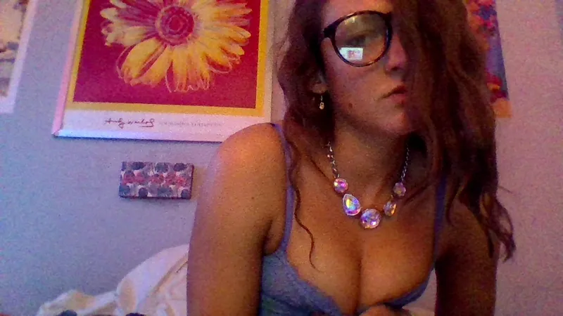 Live sex webcam photo for Kelsbunny21 #3070018