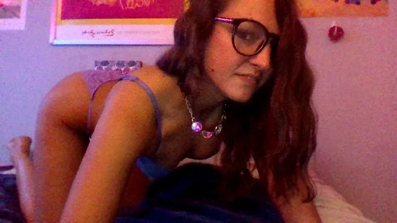 Live sex webcam photo for Kelsbunny21 #3070055