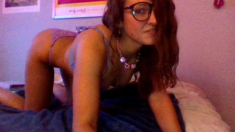 Live sex webcam photo for Kelsbunny21 #3070021