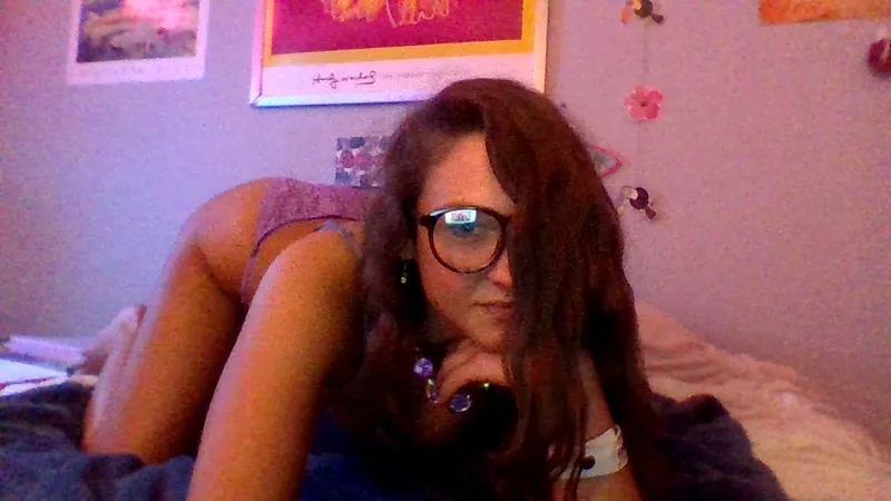 Live sex webcam photo for Kelsbunny21 #3070054