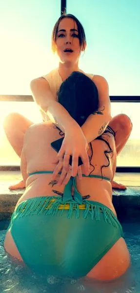 Live sex webcam photo for ScarletValentineandAvamarie #3050484