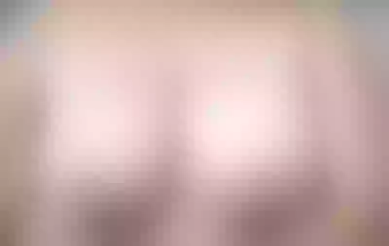 Live sex webcam photo for HanaHarriz #3832371