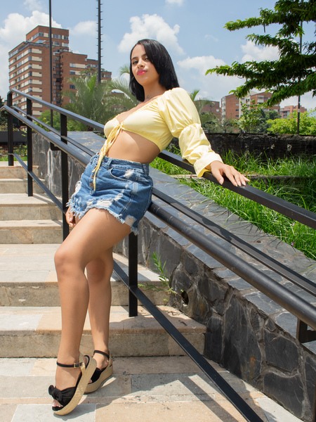 Live sex webcam photo for AnaCiell #3133956