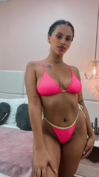 Live sex webcam photo for AnaCiell #3346660