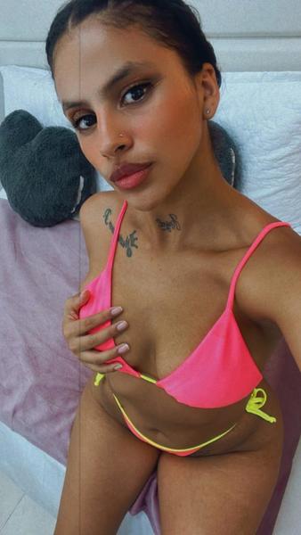 Live sex webcam photo for AnaCiell #3316305