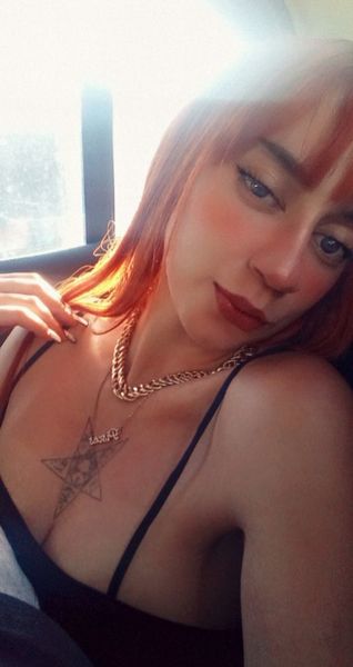 Live sex webcam photo for redvixxen #3107785