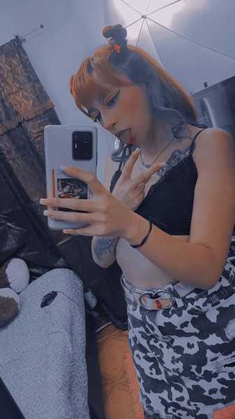 Live sex webcam photo for redvixxen #3123068