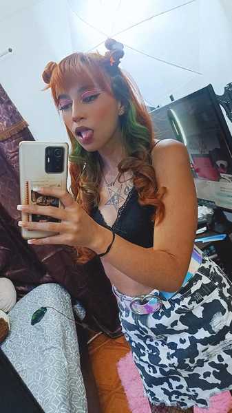 Live sex webcam photo for redvixxen #3123069