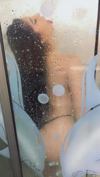 Live sex webcam photo for KattyStrauss #3292277