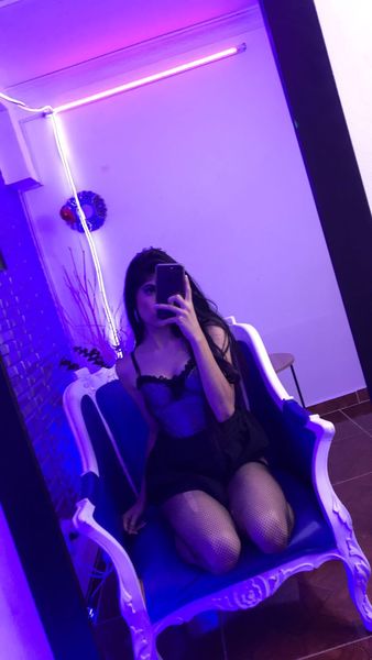 Live sex webcam photo for KattyStrauss #3101403