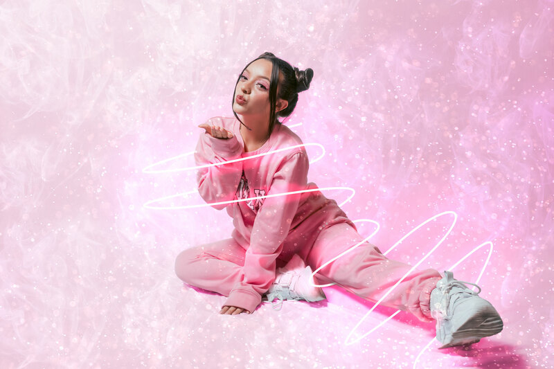 Live sex webcam photo for MiaaGloss #4024438