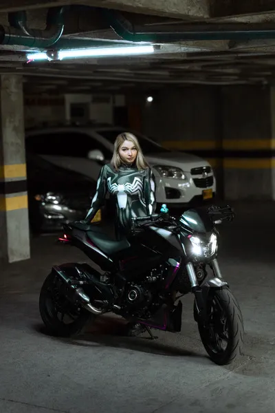 Live sex webcam photo for Bellassophi #5867126