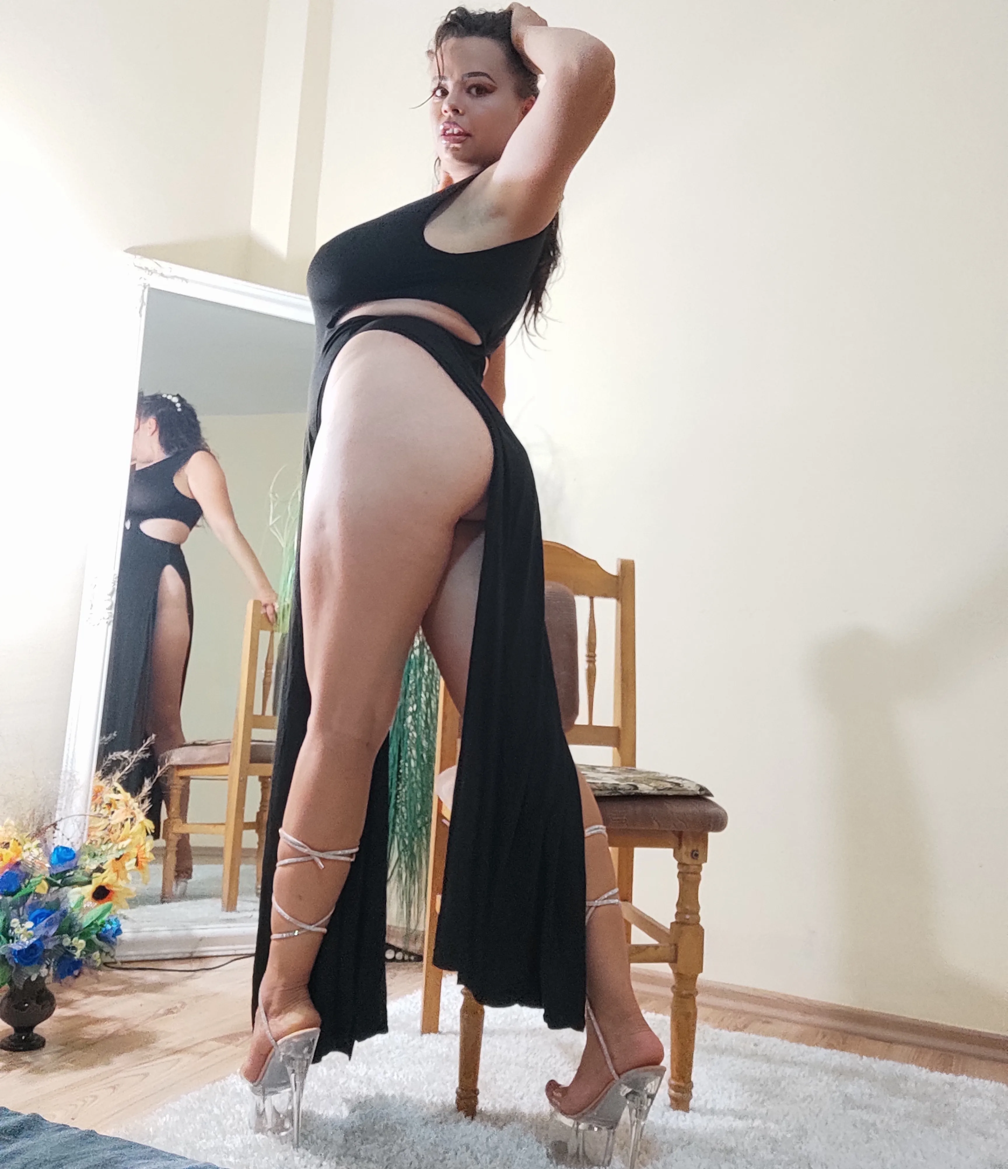 Live sex webcam photo for EvansElizabeth #7916565