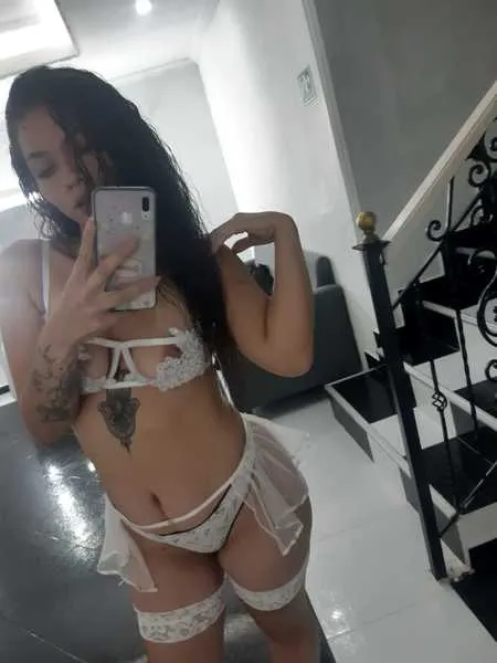 Live sex webcam photo for EimyBlack #3418058