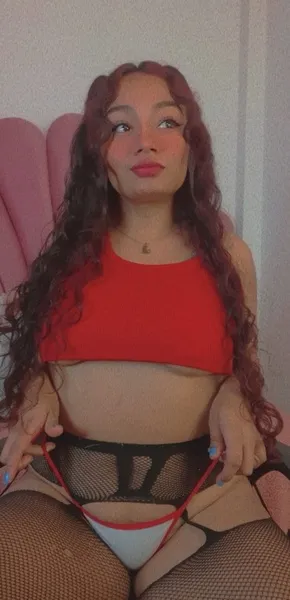 Live sex webcam photo for MiaFerrert #3032506