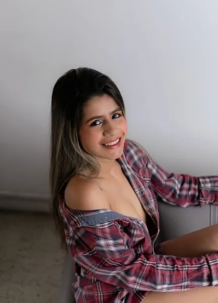 Live sex webcam photo for SheylaSpooner #3029997