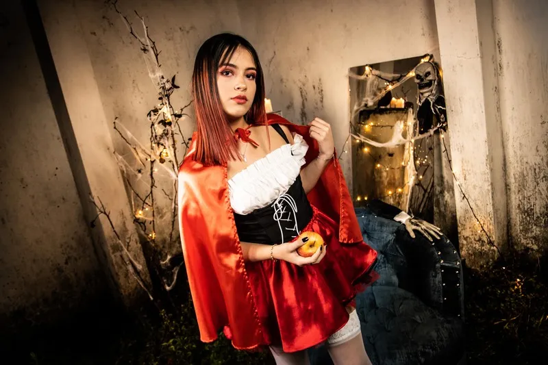 Live sex webcam photo for LaurinnVega #3041436