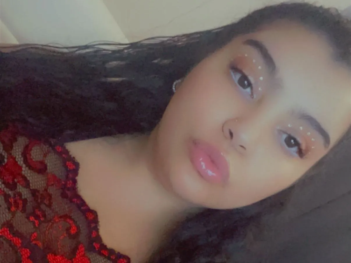 Live sex webcam photo for Jasminespice22 #3302327