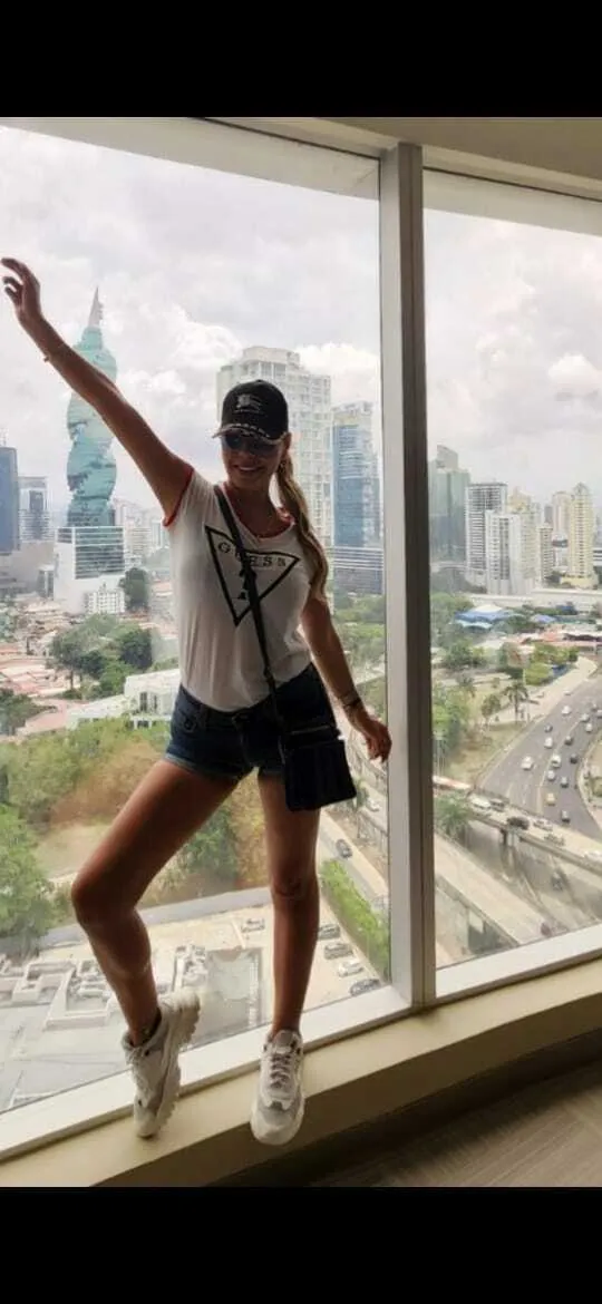 Live sex webcam photo for IvanaKors #7391957