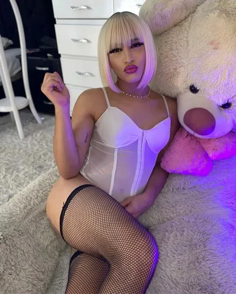 Live sex webcam photo for BonnieBenett #3692185