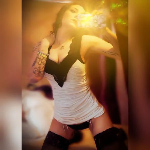 Live sex webcam photo for JaidynFaerie #3549378