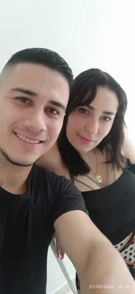 Live sex webcam photo for JeanandMalory #3109054