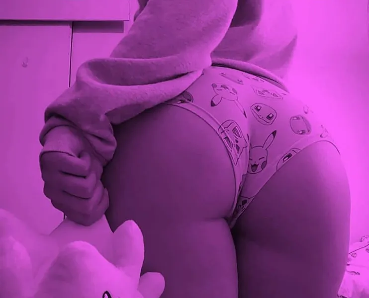 Live sex webcam photo for RouseRossxe #3736351