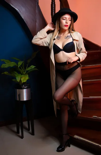 Live sex webcam photo for RouseRossxe #3031230