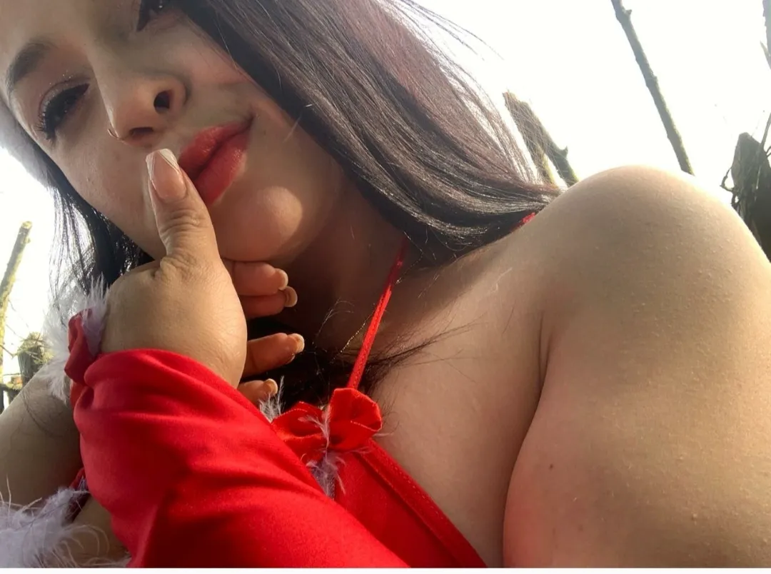 Live sex webcam photo for BreendaSmith69 #7935679