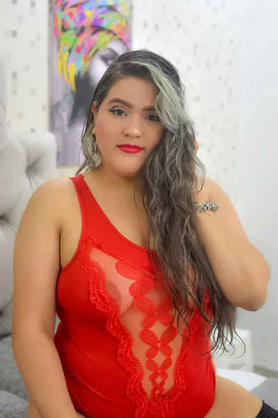 Live sex webcam photo for SamyMills #3427617