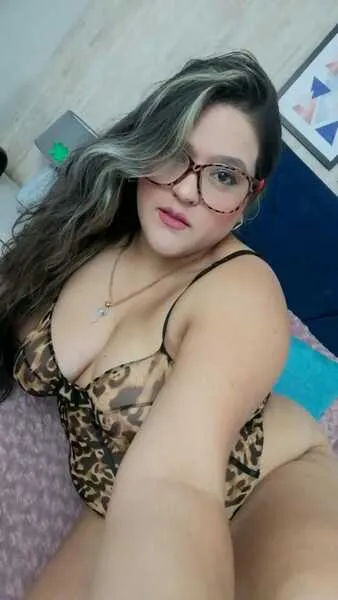Live sex webcam photo for SamyMills #4108769