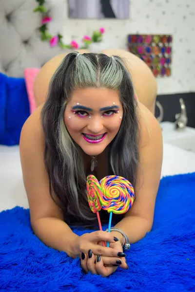Live sex webcam photo for SamyMills #3095237